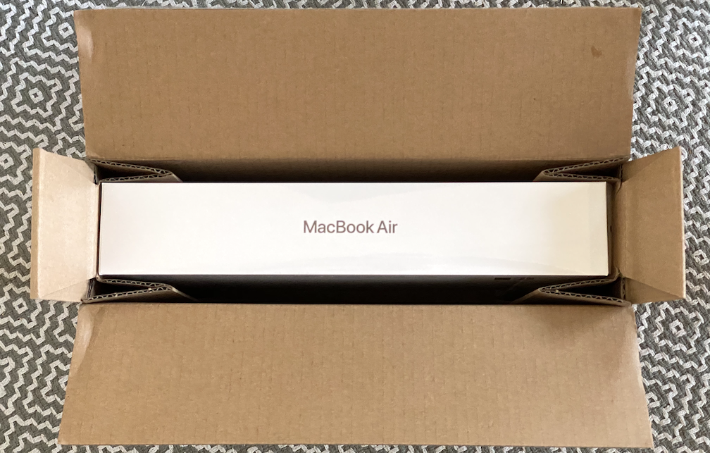 Macbook Air M1 in its delivery box